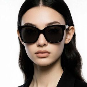 Authentic GUCCI New GG0459S 001 Rounded Square Sunglasses